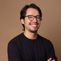Ramón Luis Vivanco Ordoñez Email