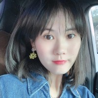 Levis’Store Employee Amy Isabelle's profile photo