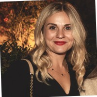 Gabriela Safrankova Email