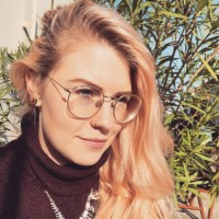 Aircraft Pictures Employee Sarah Davis's profile photo