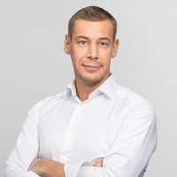 Emil Löveryd Email