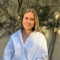 Izabella Lloyd-Jones Email