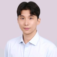 Warburg Pincus LLC Employee Luke Han's profile photo