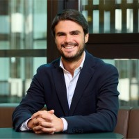 Apollo Global Management, Inc. Employee Javier Valle's profile photo