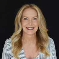 Inline Distributing Company Employee Nancy Vos's profile photo