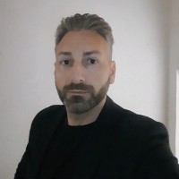 Andres Calderón Cancio Email