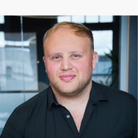 Benjamin Betts Email