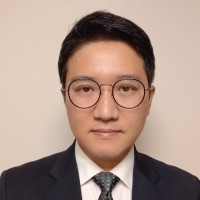 용대 조 Email