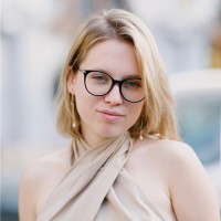 hidden hint Employee Erika Kabaeva's profile photo
