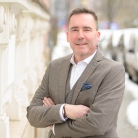 Dirk Schumacher Email