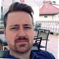 Łukasz Kajzer Email