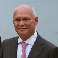 Ferdinand Altenburg Email
