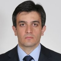 Hamid Bayat Email