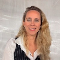 Encodec Employee Bianca Paes's profile photo