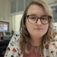 Amber Moreau Email & Phone Number