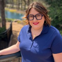 Blue Moon Estate Sales USA Employee Sara M.'s profile photo