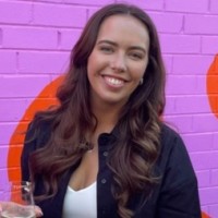 Two Birds Talking Employee Alouisa de Gryse's profile photo