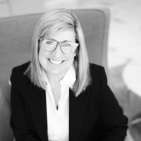 Baxter International Inc. Employee Julie Foster's profile photo