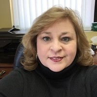 Par 4 Plastics, Inc. Employee Lisa French's profile photo