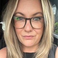 Sherwin-Williams Employee Jo Fraser's profile photo