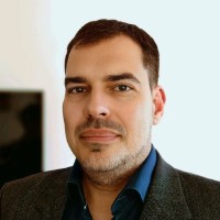 Andre Arroyo Ruiz Email