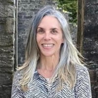 Bishop O'Dowd High School Employee Elizabeth Herp's profile photo