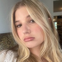 Byrdie Employee Bella Cacciatore's profile photo