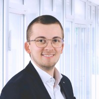 Lukas Bell Email
