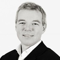 E-mail e número de telefone de Andrew Webb