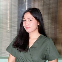 Estherina Zega Email