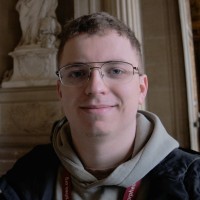Piotr Wawrzynów Email