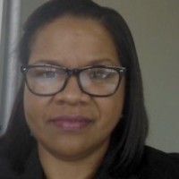 Wanda de León Avila Email