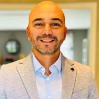 Julien Levy Email
