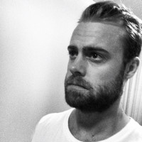 Eric Sjerén Email