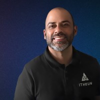 Itheum Employee Mark Paul's profile photo