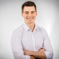 Leon Ochsenfeld Email