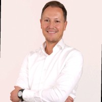 Niels van Dusschoten Email & Phone Number