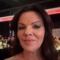 Adriana Oliveira Email & Phone Number