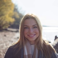 Evelin Nagy Email