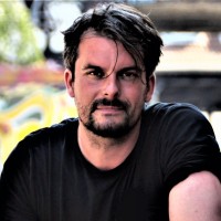 Simon Søndergaard Email