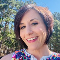 Jeanie Wolfe Email
