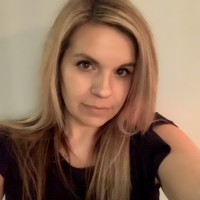 Carolina Luciani Email