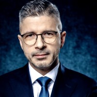 Piotr Bura Email