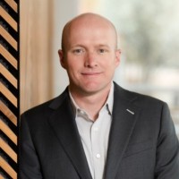 E-mail e número de telefone de Dan Krekelberg