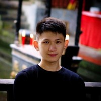 易奔 Email