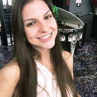 Mariana Figueira Email