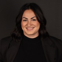 Regina Strobl Email