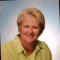 MoveToSunnyFL Employee Pati Iseman's profile photo