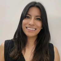 Claudia Piña Email