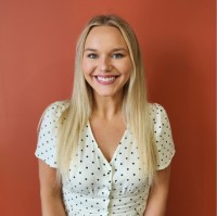 Alexis Blessinger Email & Phone Number